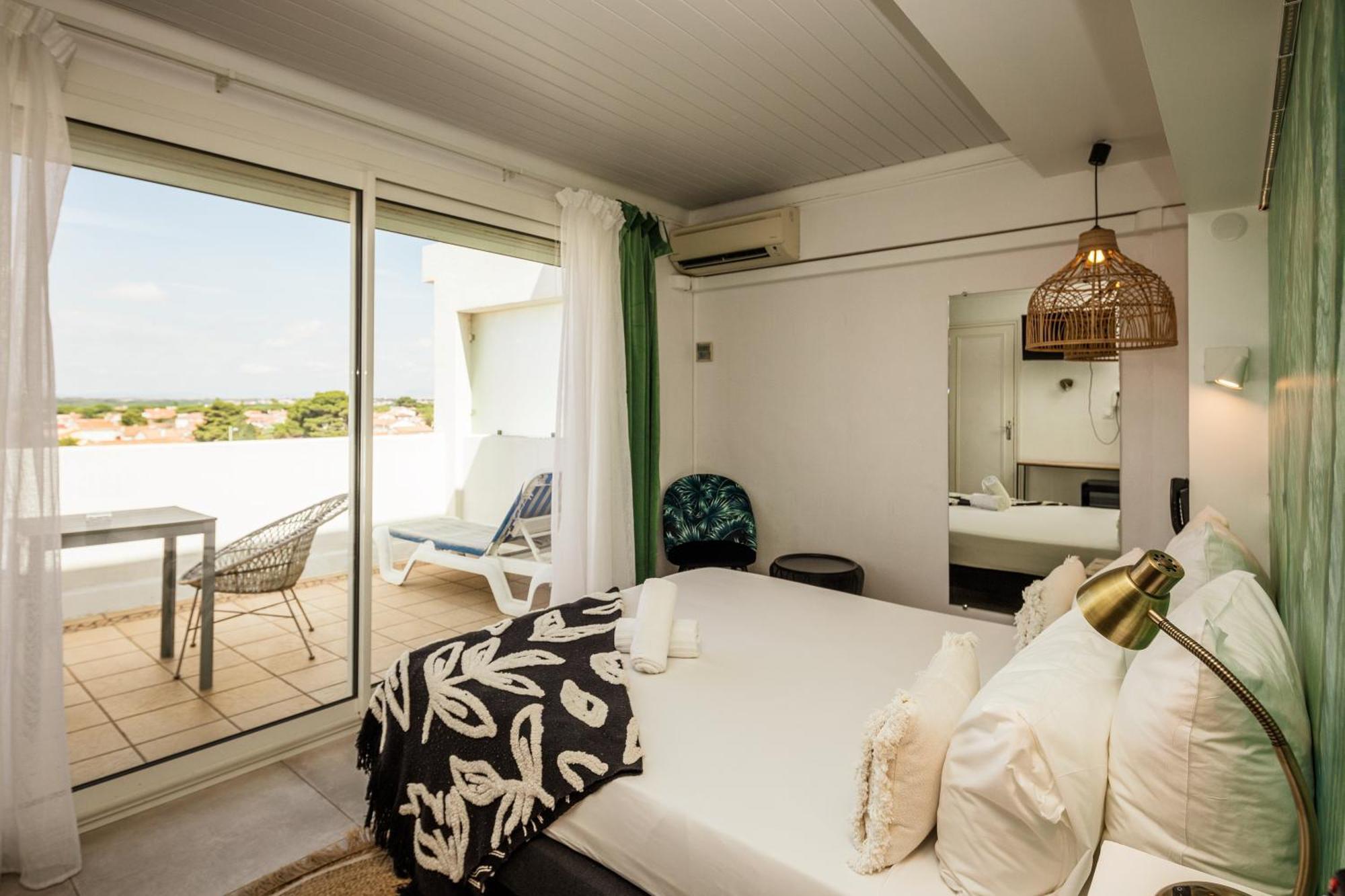 Hotel Les Sables - Urban Style - By Logis Hotels Кане Екстериор снимка